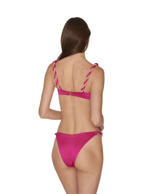 Olivia Bikini