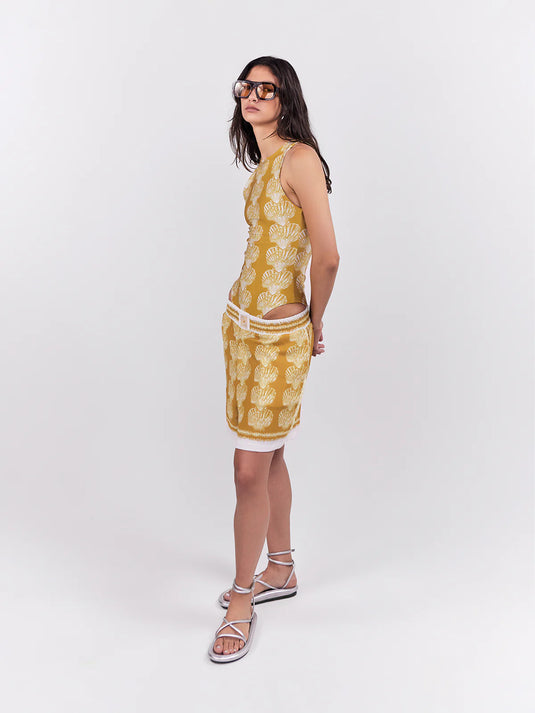 Short Oasis Elastico Ocre