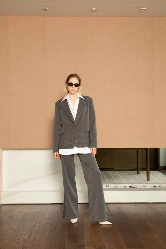 Naomi Blazer DECADAS