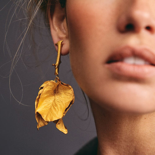 Bougainvillea Earrigns