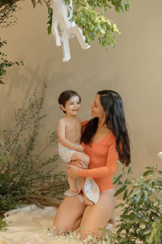 Mom Body Lemur Naranja